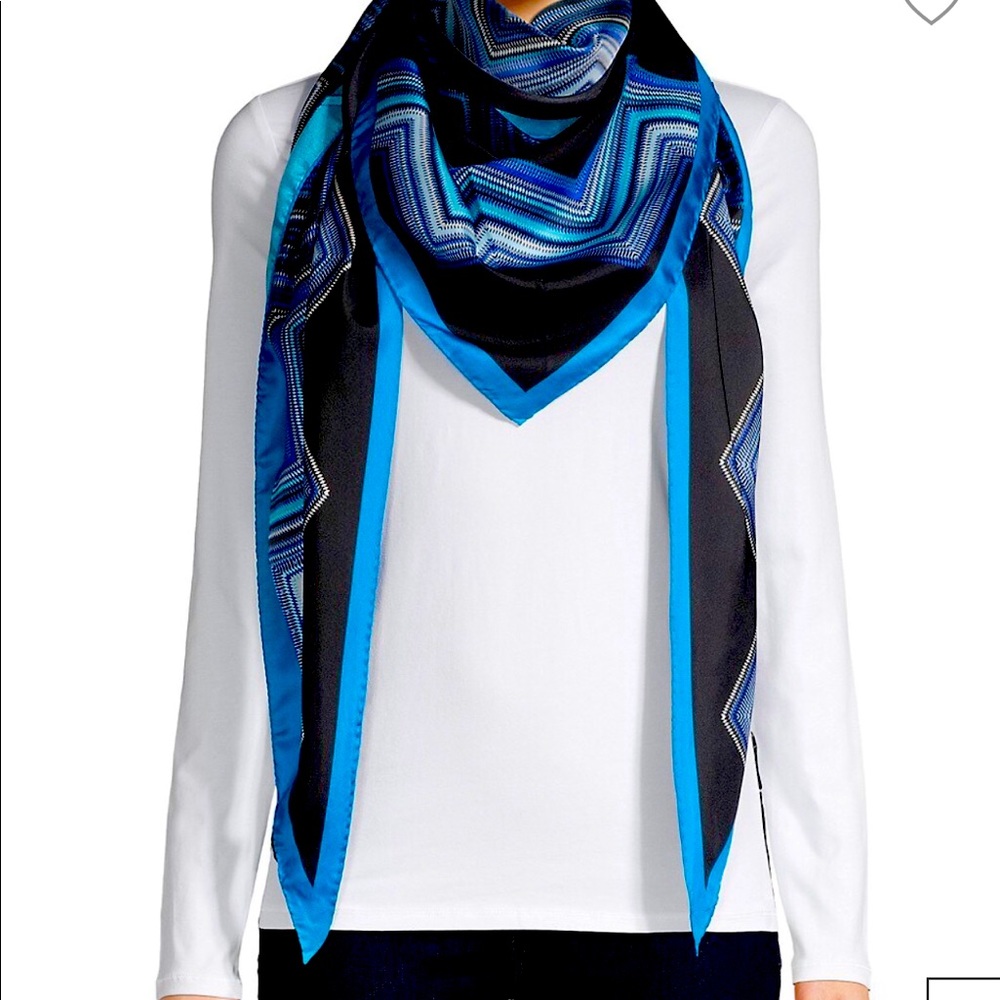 NWT Missoni scarf